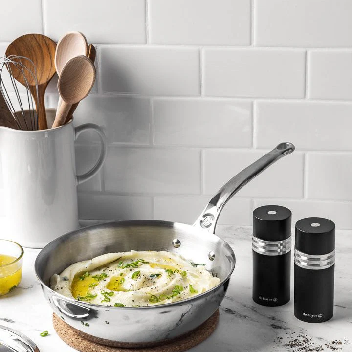 AFFINITY 5-ply Stainless Steel Rounded Sauté Pan - Image 3