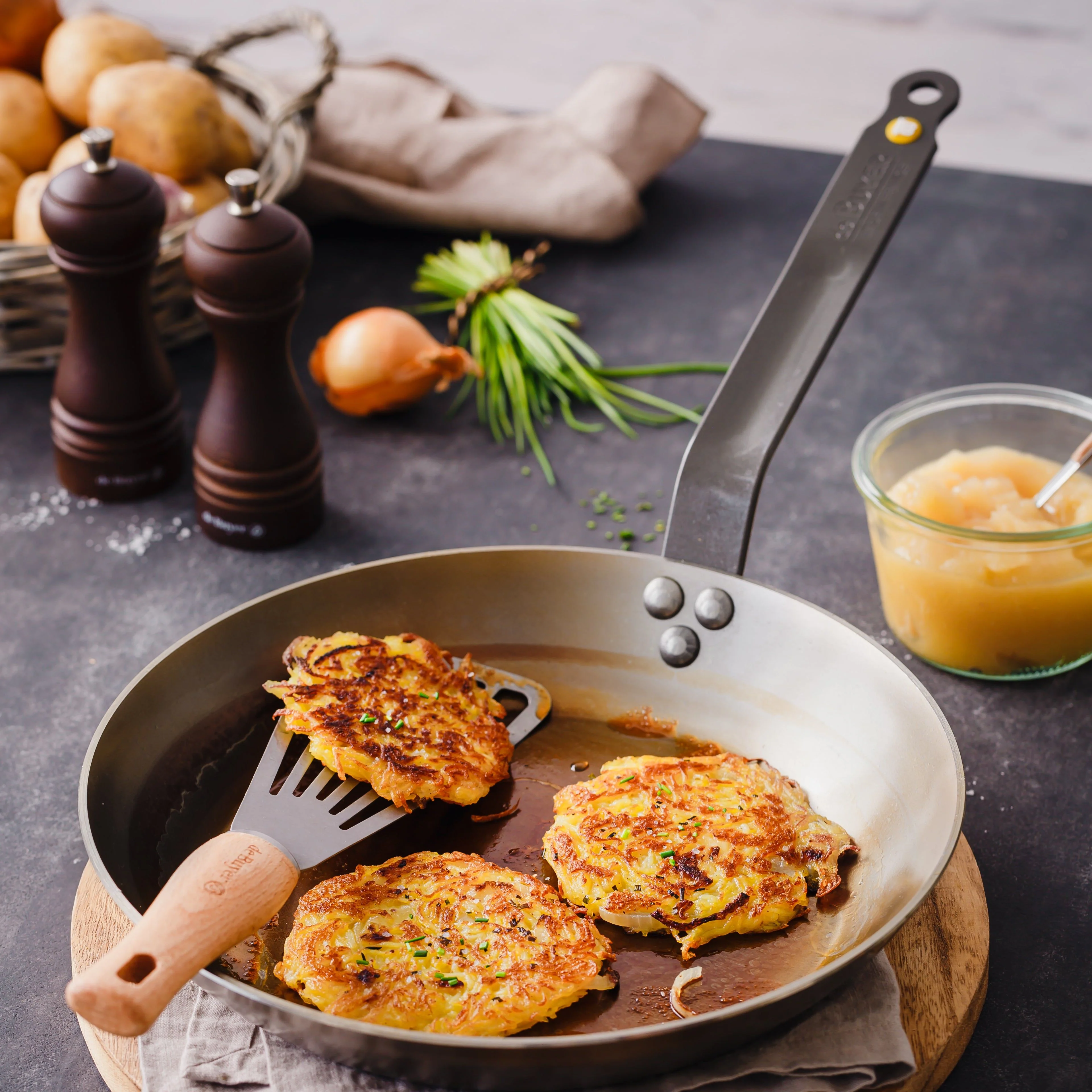 MINERAL B Classic Carbon Steel Starter Set - Image 3