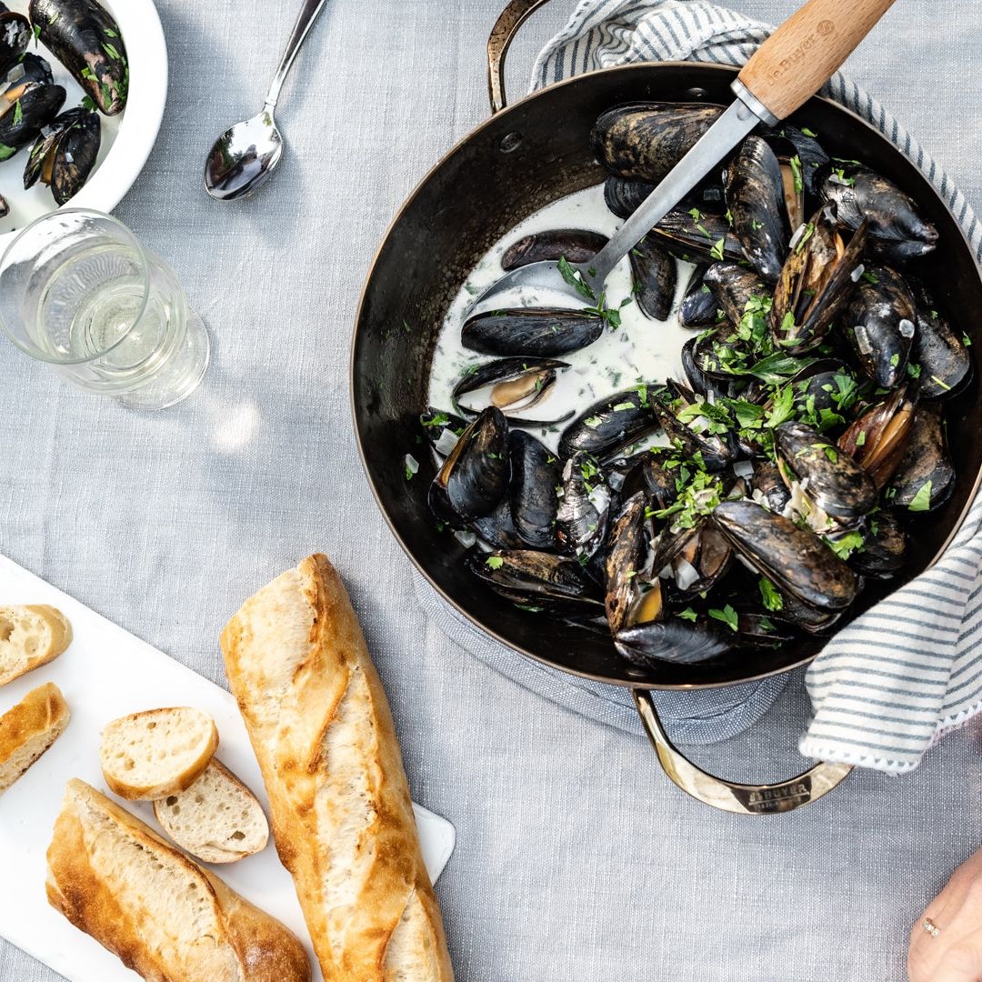 MINERAL B Carbon Steel Country Fry Pan 2 Handles - Image 4