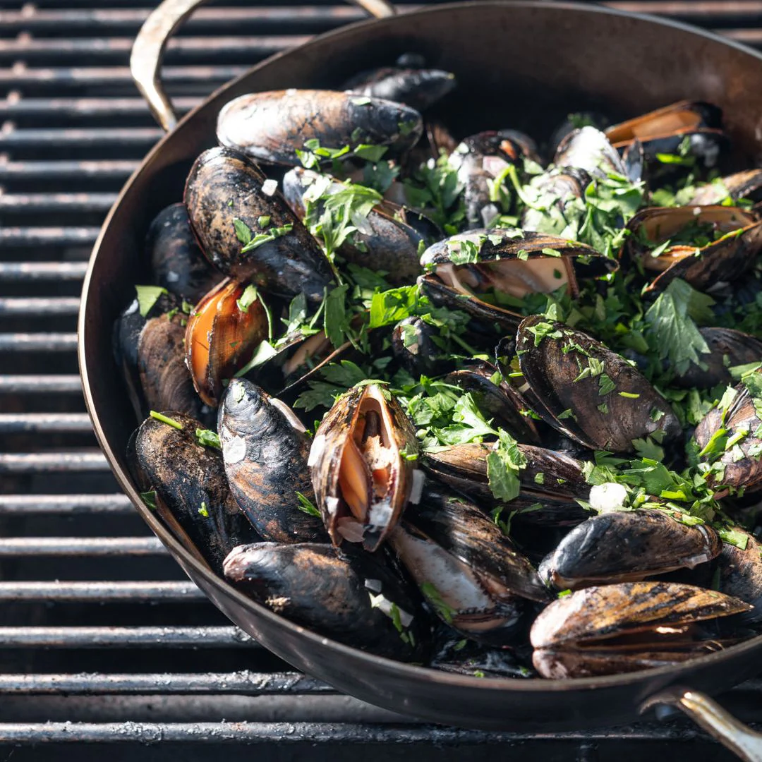 MINERAL B Carbon Steel Country Fry Pan 2 Handles - Image 5