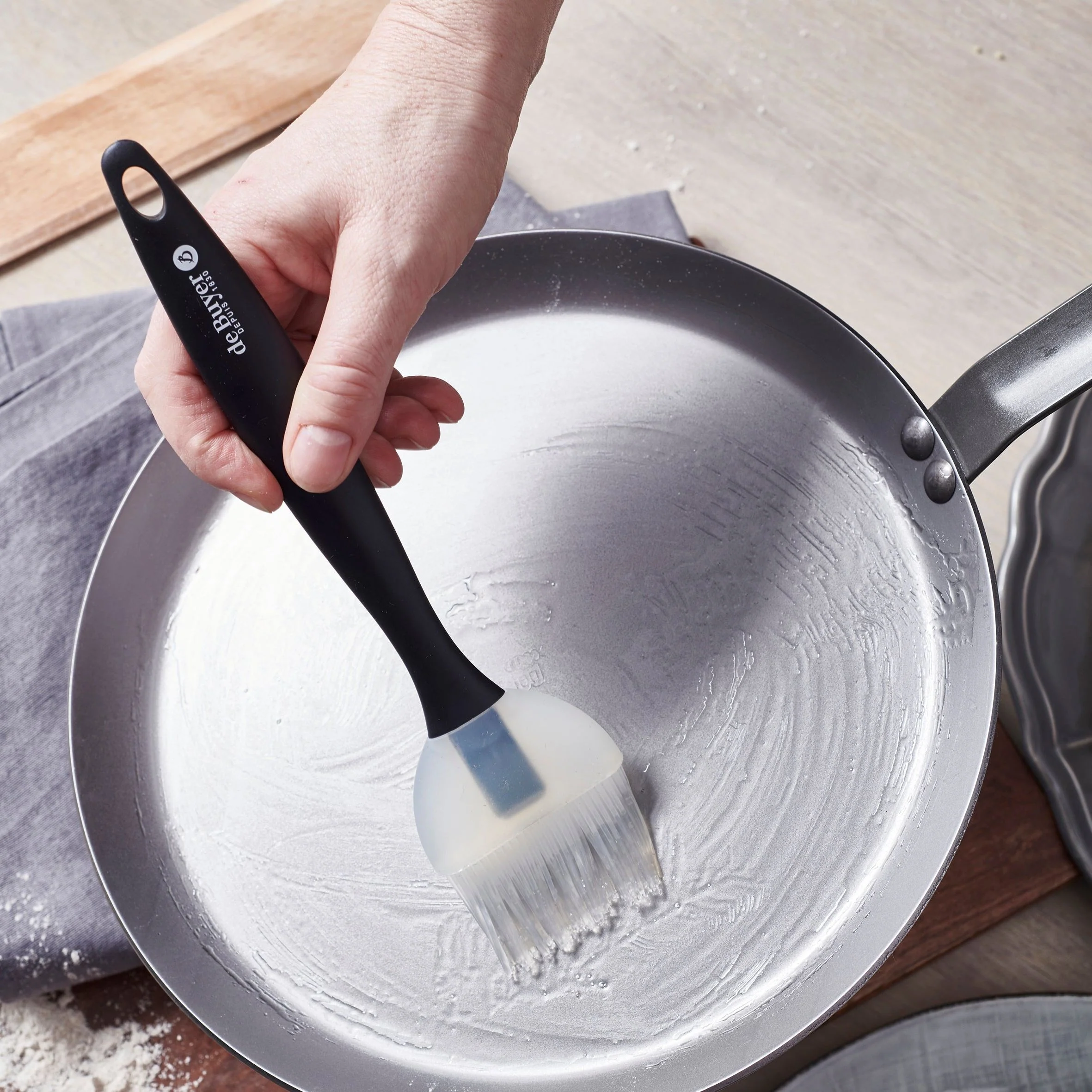 MINERAL B Carbon Steel Crepe & Tortilla Pan - Image 3