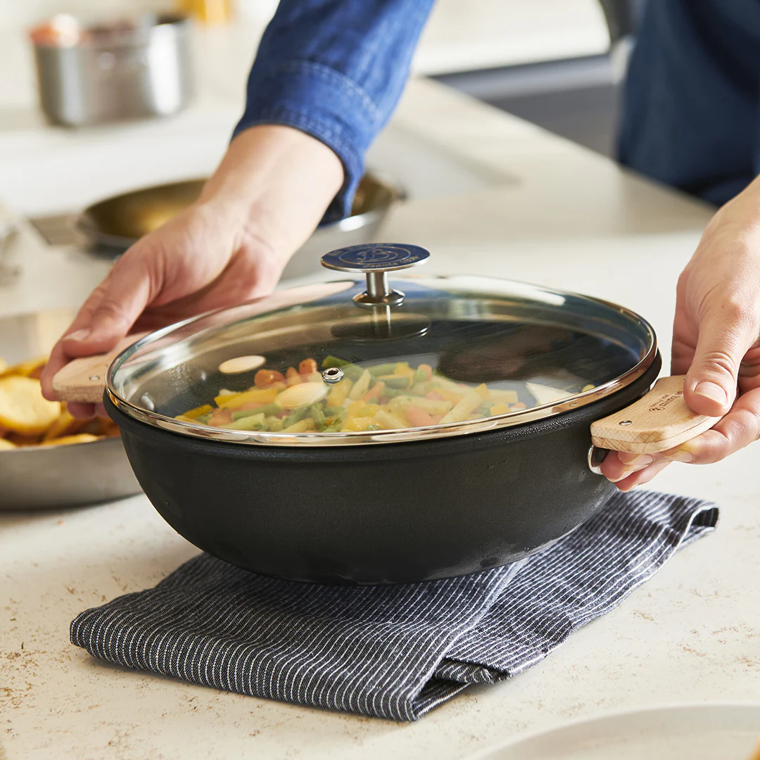 Glass Lid with Stainless Steel Knob, Tall Rim - Image 4